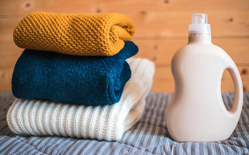 7 Amazingly Simple Laundry Tips For Winter Clothes
